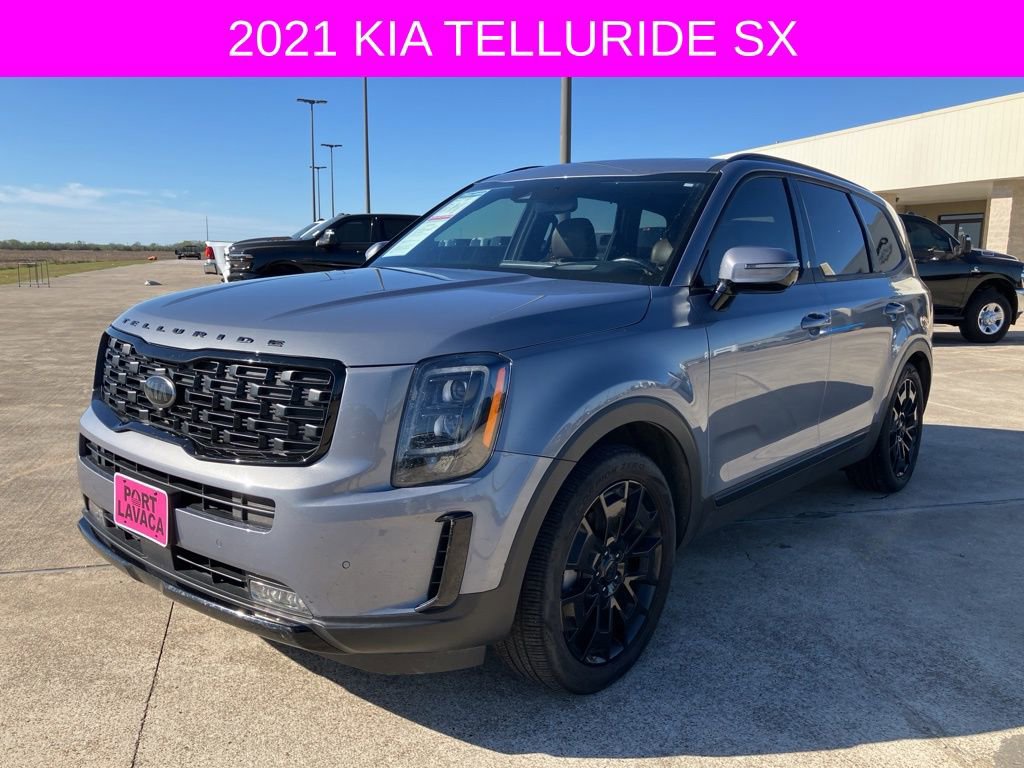Used 2021 Kia Telluride SX w/ SX Prestige Package image 3