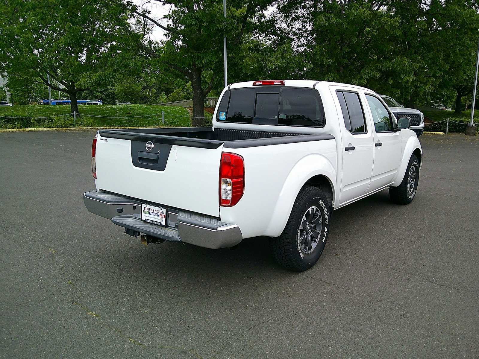 Used 2016 Nissan Frontier SV AWD/4WD image 5