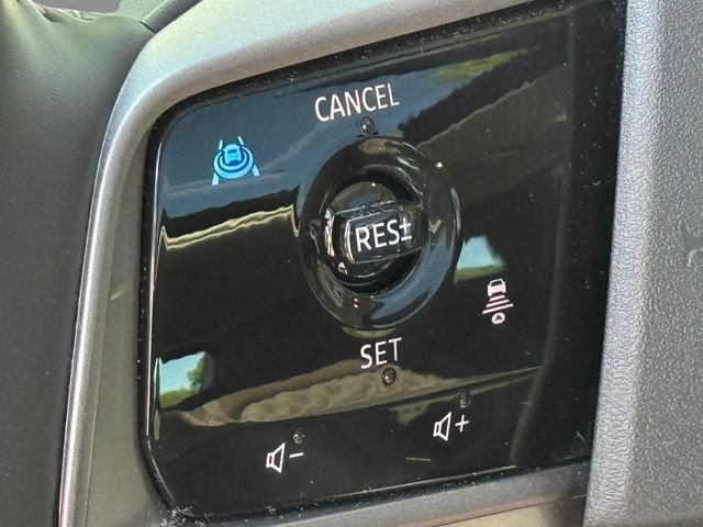 Certified 2025 Nissan Murano Platinum w/ Cargo Package AWD/4WD image 21