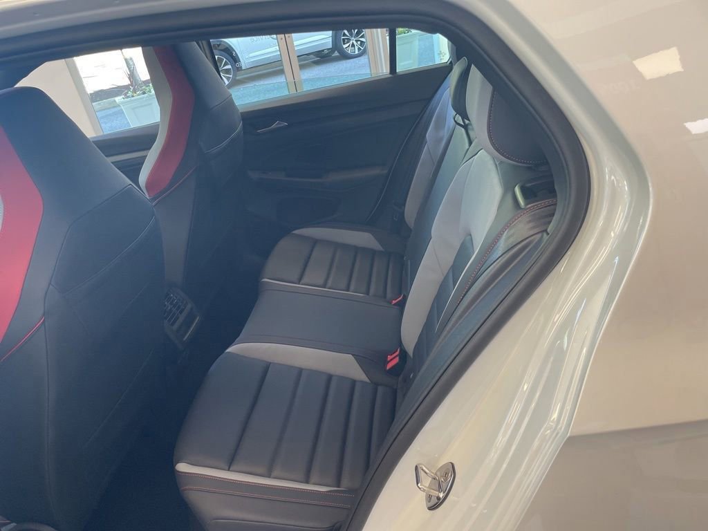 New 2025 Volkswagen GTI SE image 6