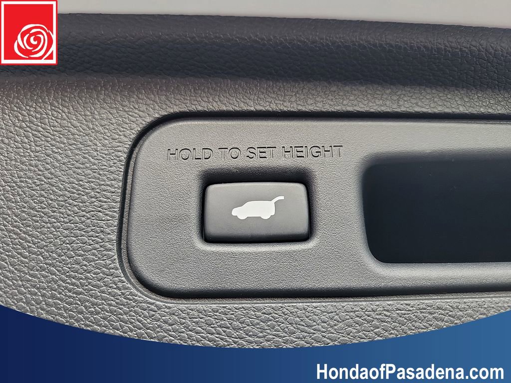 Certified 2026 Honda Odyssey Elite image 32