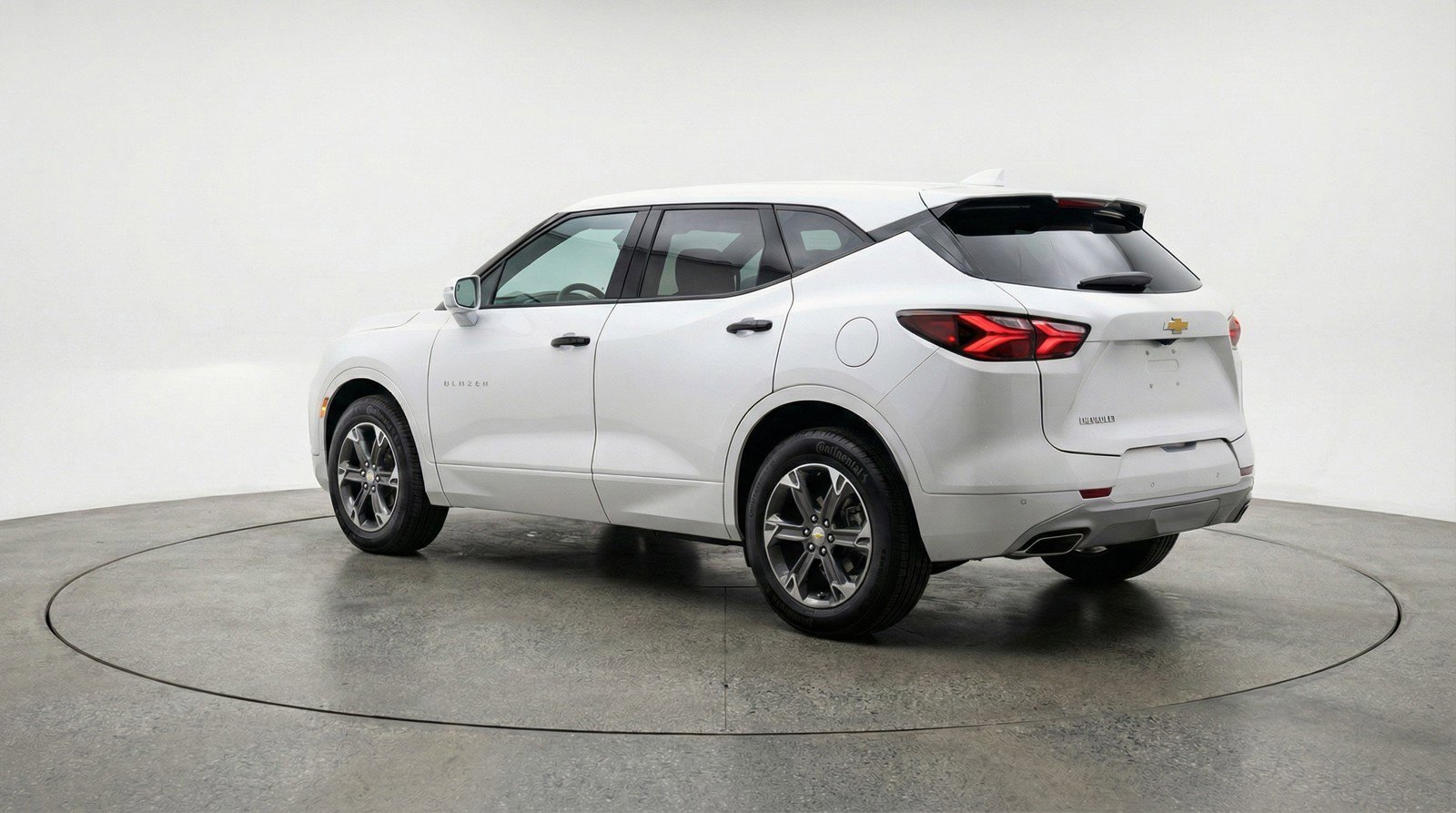Used 2025 Chevrolet Blazer LT image 6
