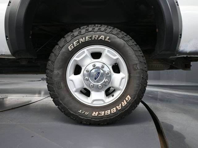 Used 2011 Ford F350 XLT w/ Camper Pkg AWD/4WD image 12