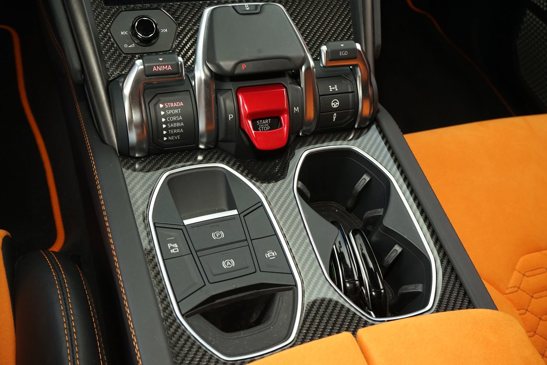 Used 2021 Lamborghini Urus image 17