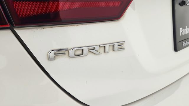 Used 2021 Kia Forte GT-Line FWD image 13