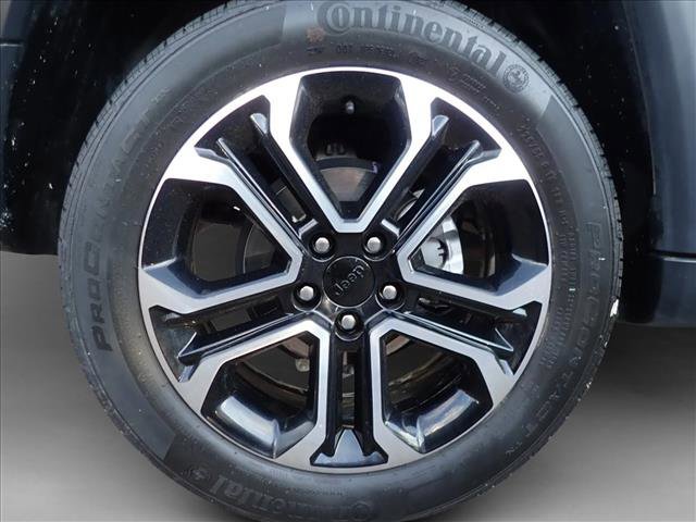 Used 2023 Jeep Compass Limited AWD/4WD image 7