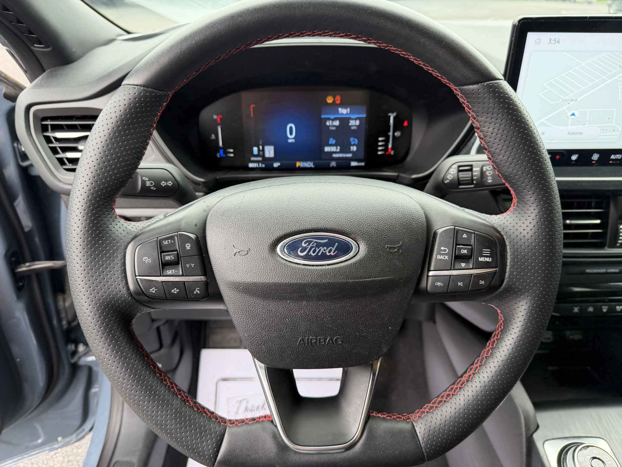 Used 2024 Ford Escape ST-Line w/ Tech Pack #1 AWD/4WD image 18