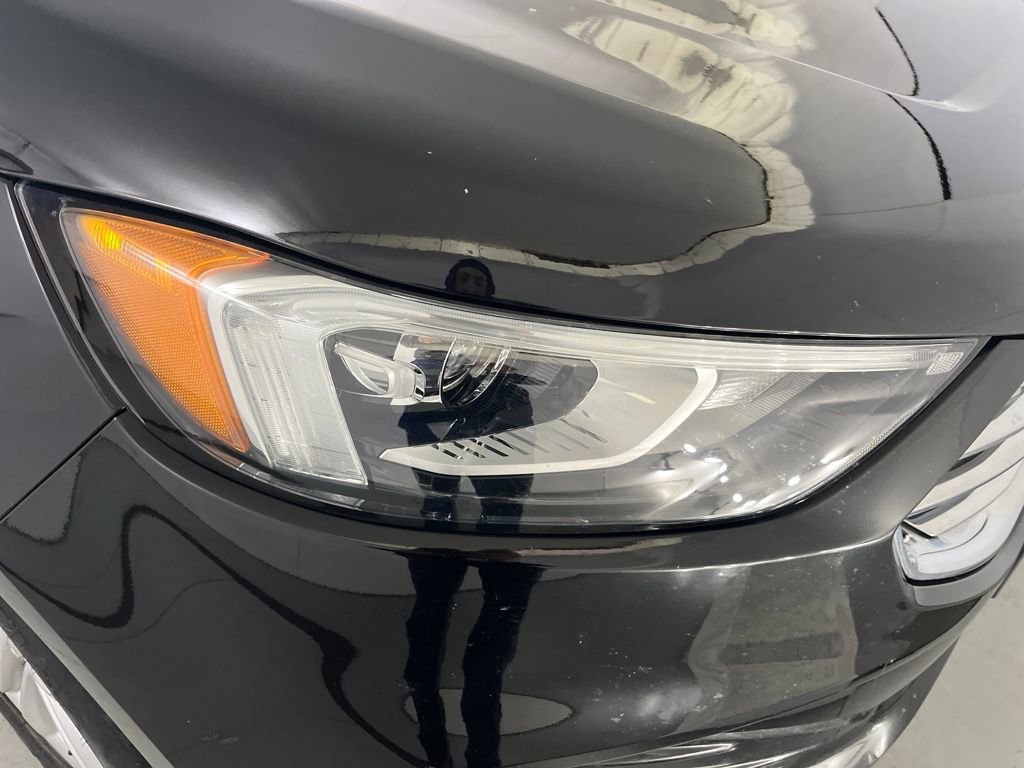 Used 2019 Ford Edge SEL w/ Equipment Group 201A image 34