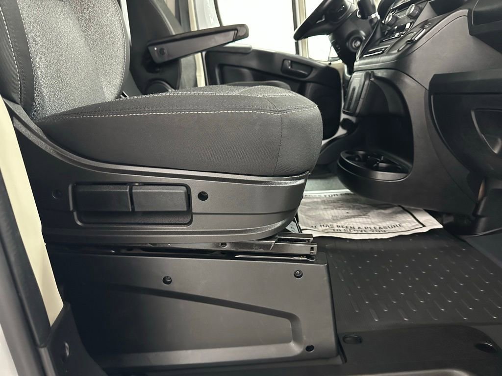 Used 2022 RAM ProMaster 3500 w/ Premium Convenience Group (B) FWD image 46