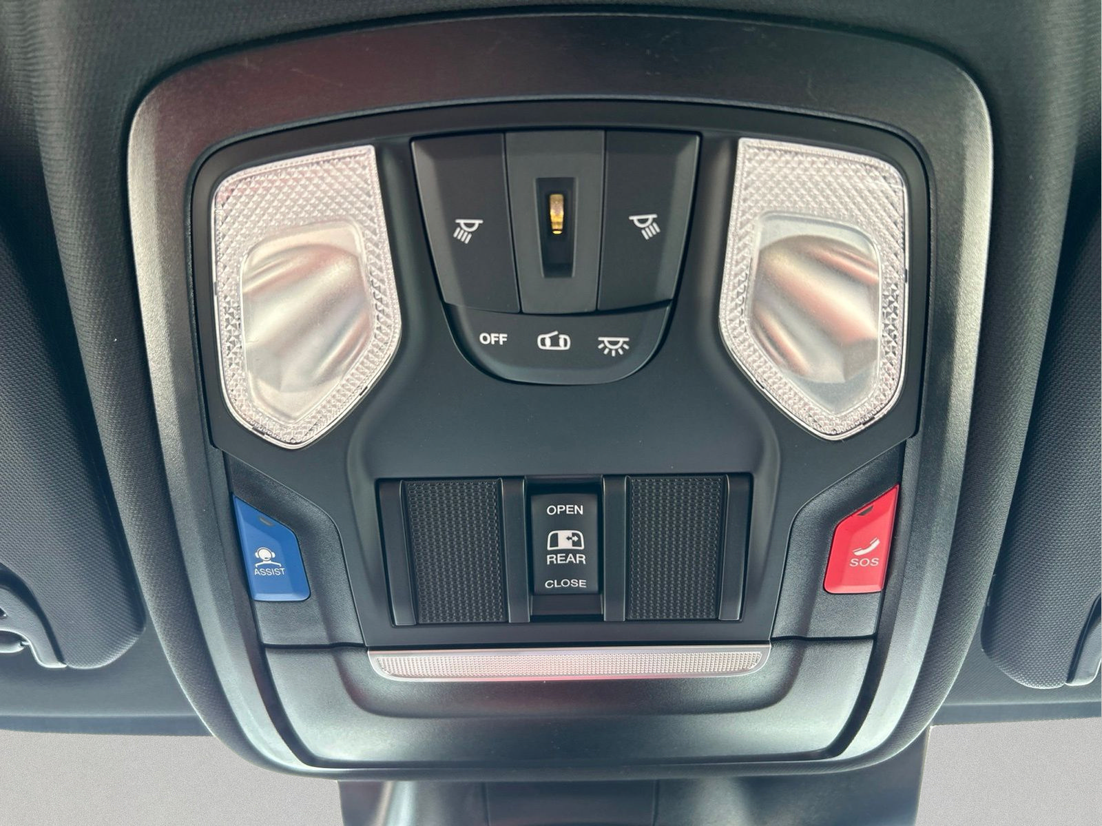 New 2026 RAM 2500 Warlock AWD/4WD image 33