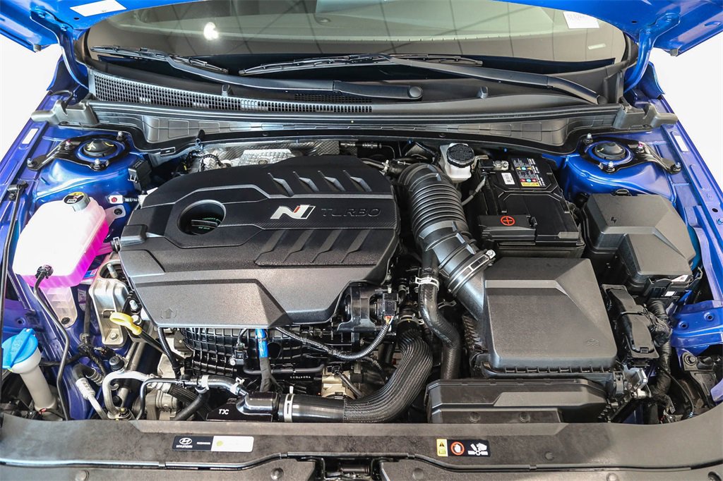 Certified 2025 Hyundai Elantra N image 26