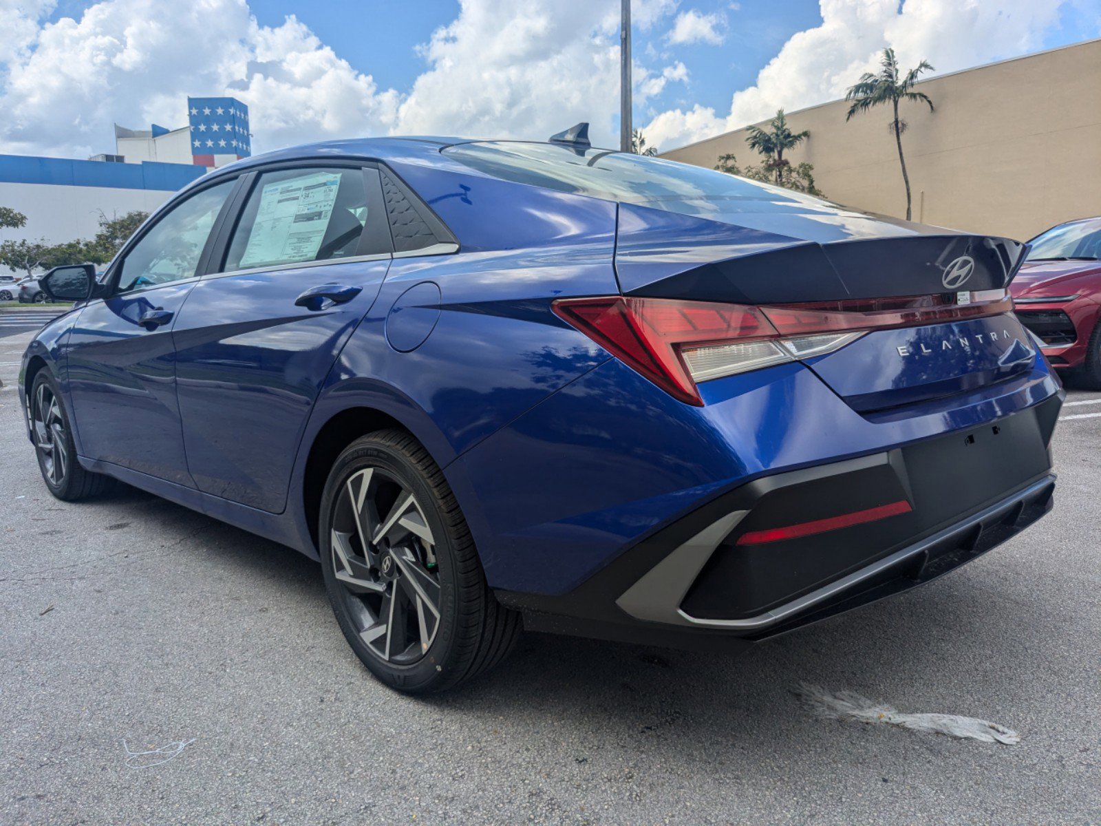 New 2025 Hyundai Elantra SEL image 7