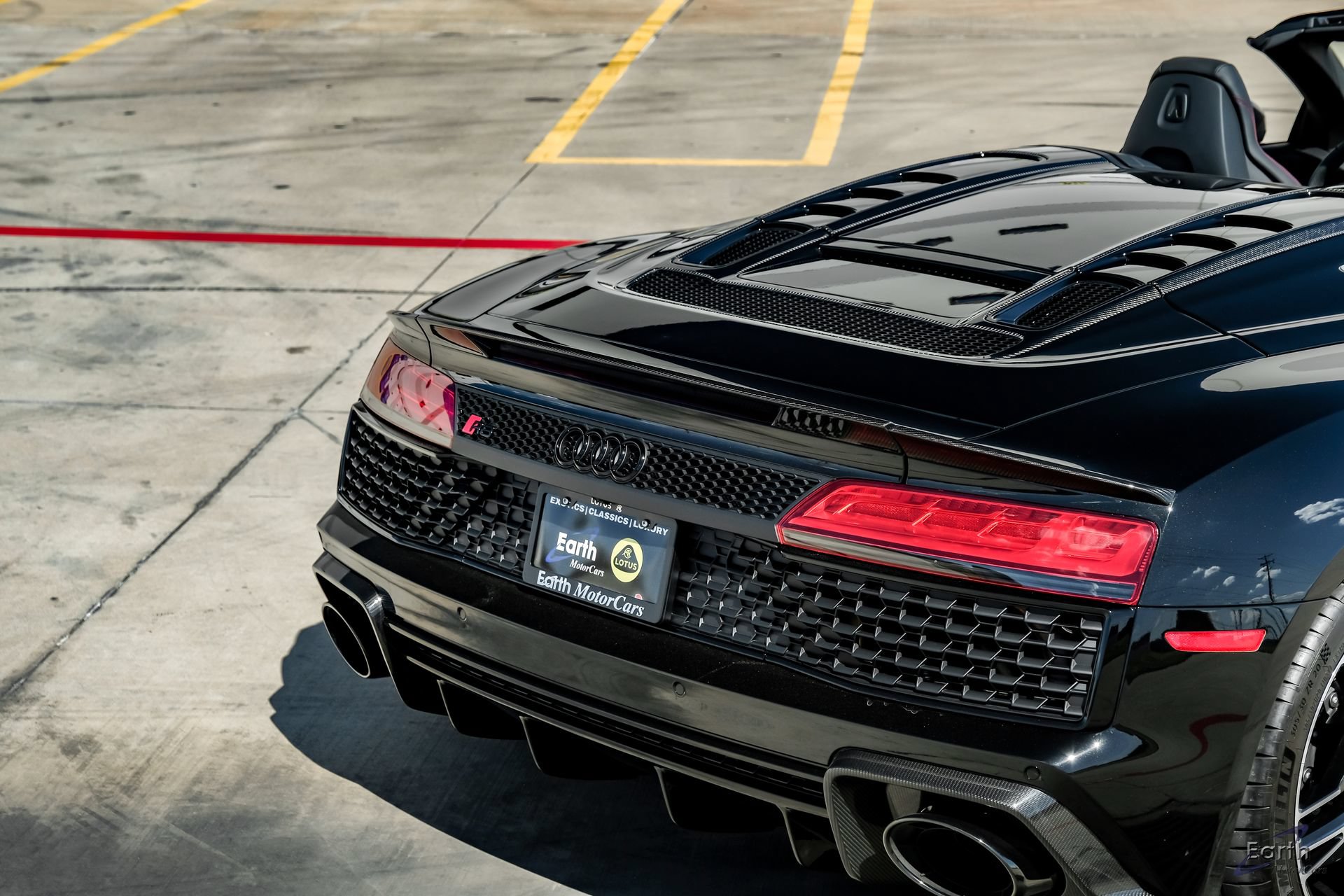 Used 2022 Audi R8 V10 performance AWD/4WD image 19