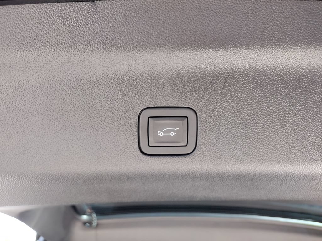 Used 2026 Cadillac Escalade Platinum Sport AWD/4WD image 34