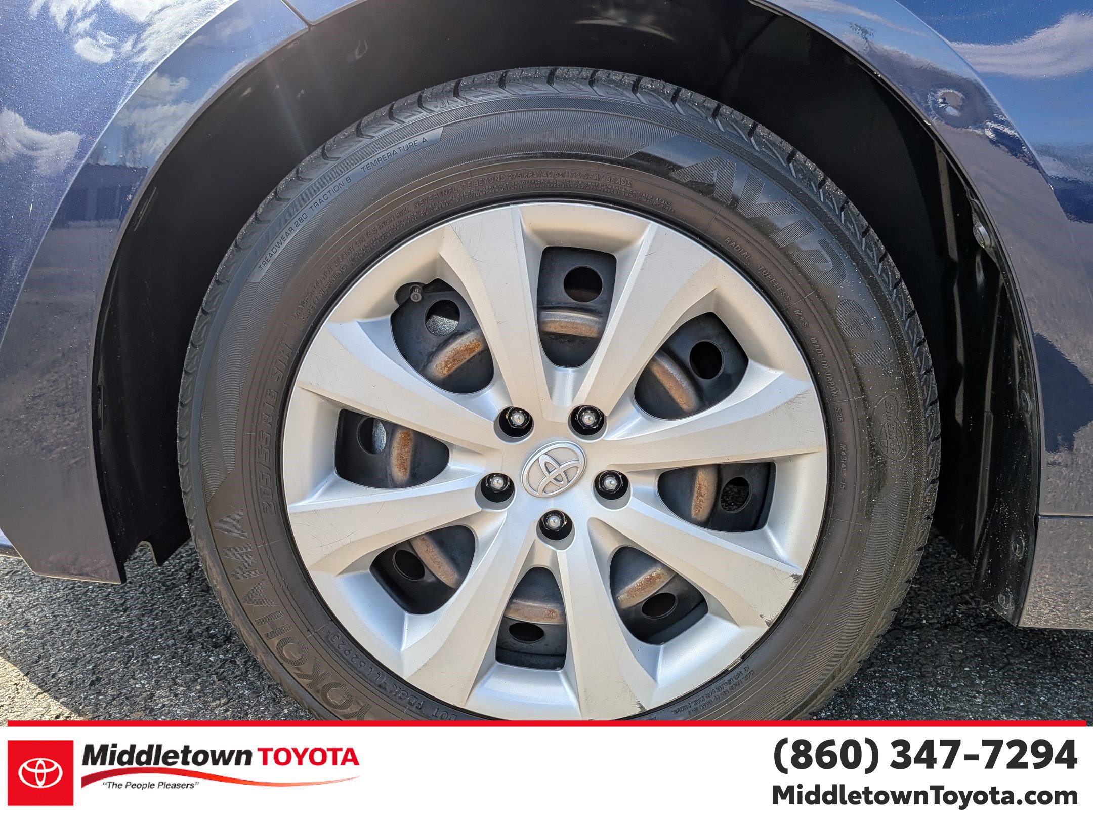 Used 2023 Toyota Corolla LE image 9