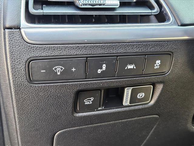 Used 2020 Hyundai Palisade Limited image 11