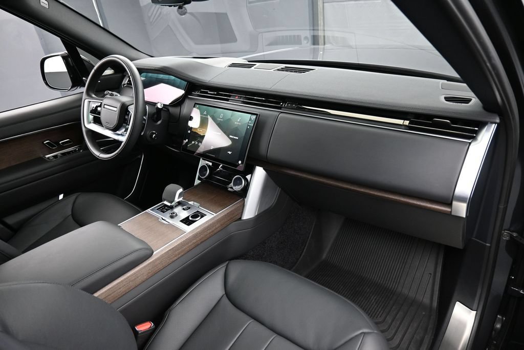 Used 2023 Land Rover Range Rover SE AWD/4WD image 31