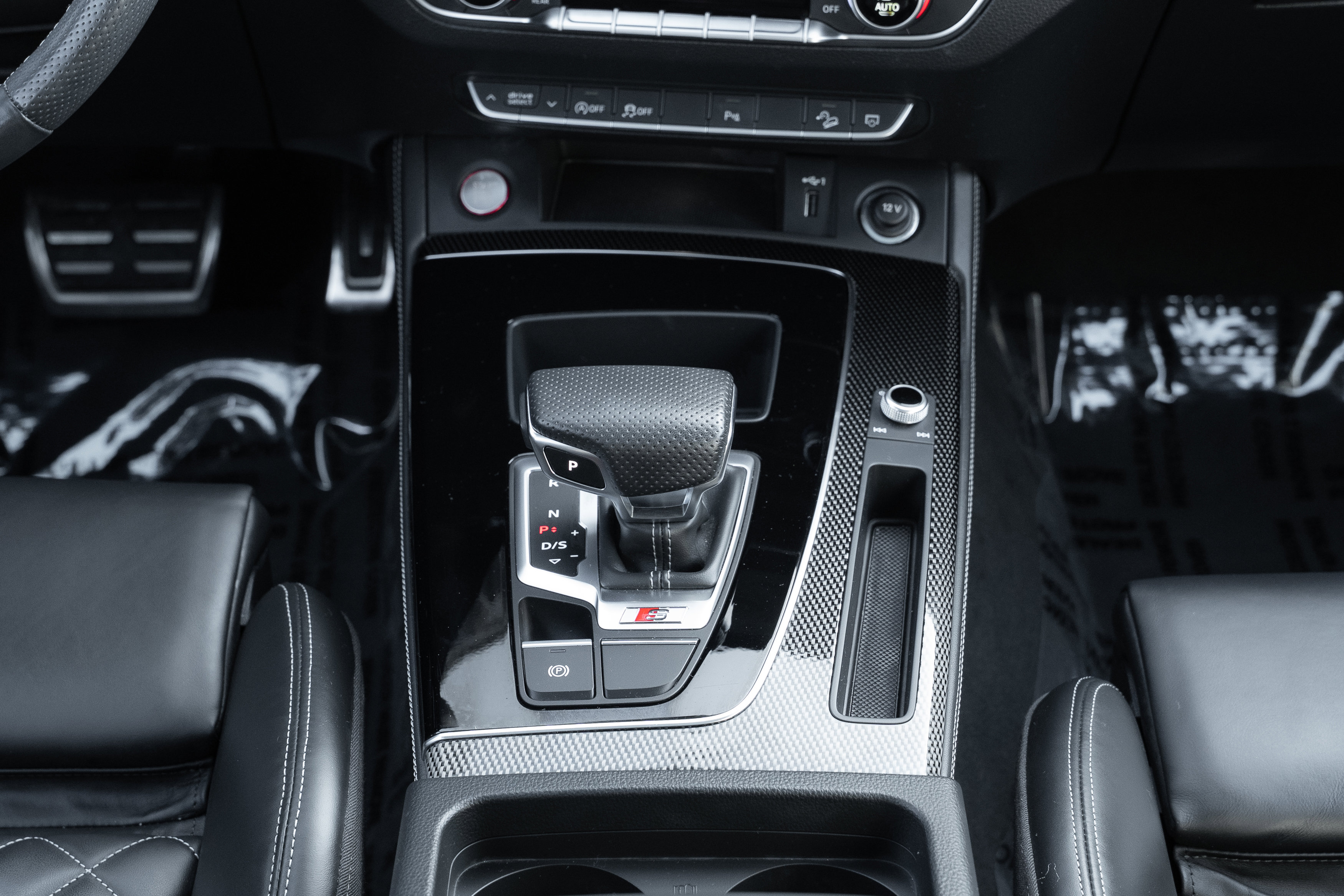 Certified 2023 Audi SQ5 Premium Plus w/ Premium Plus Package image 19