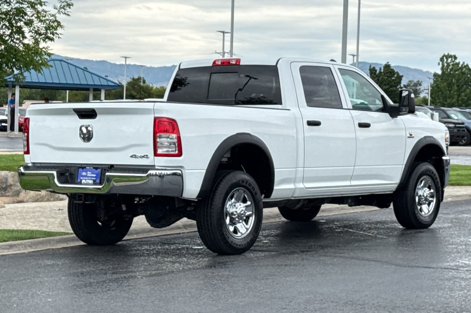 Used 2024 RAM 3500 Tradesman w/ Chrome Appearance Group AWD/4WD image 2