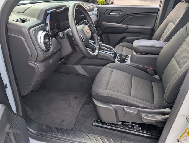 Used 2023 Chevrolet Colorado LT w/ LT Convenience Package image 8