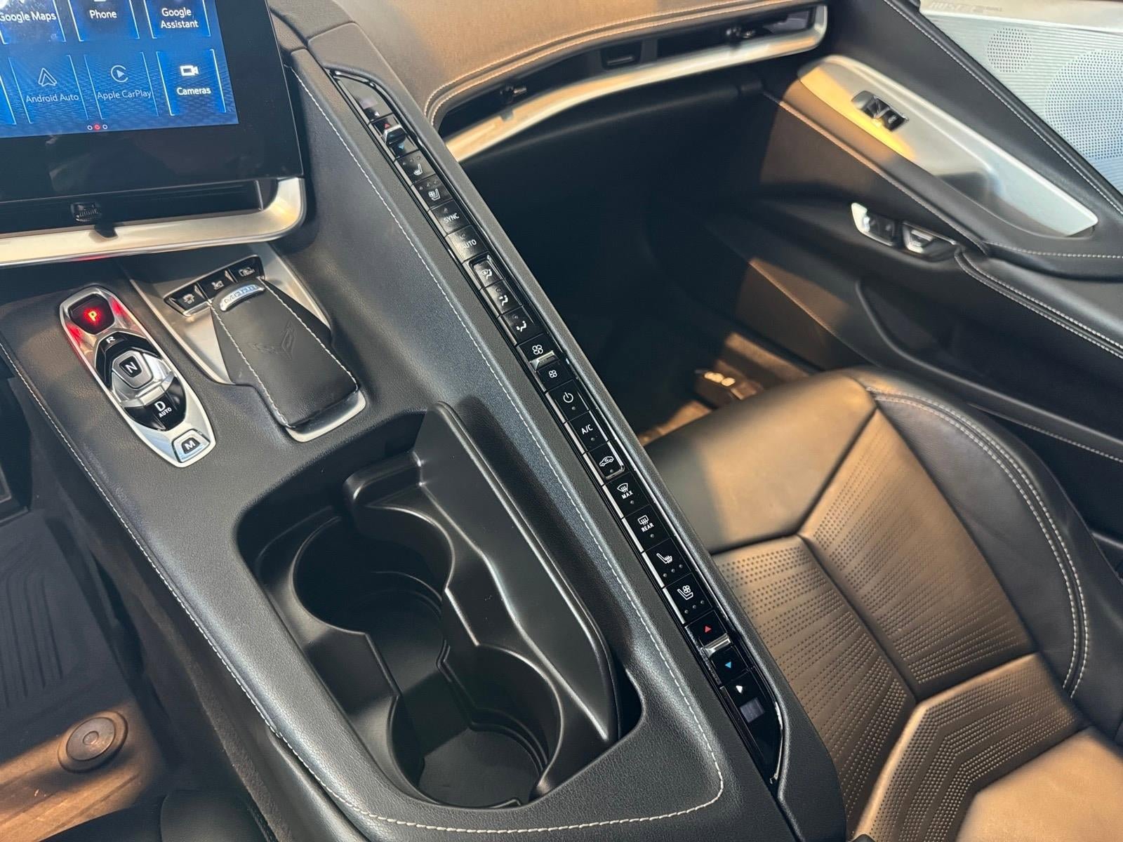 Used 2024 Chevrolet Corvette Z06 RWD image 11