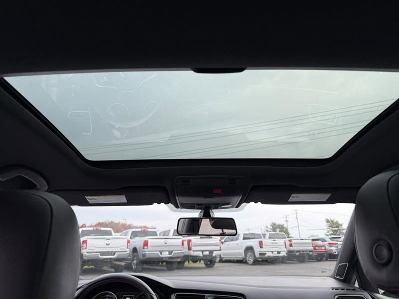 Used 2015 Volkswagen GTI Autobahn w/ Lighting Package (SEL) image 23