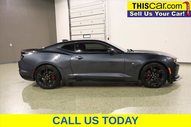 Used 2021 Chevrolet Camaro LT w/ RS Package RWD image 8