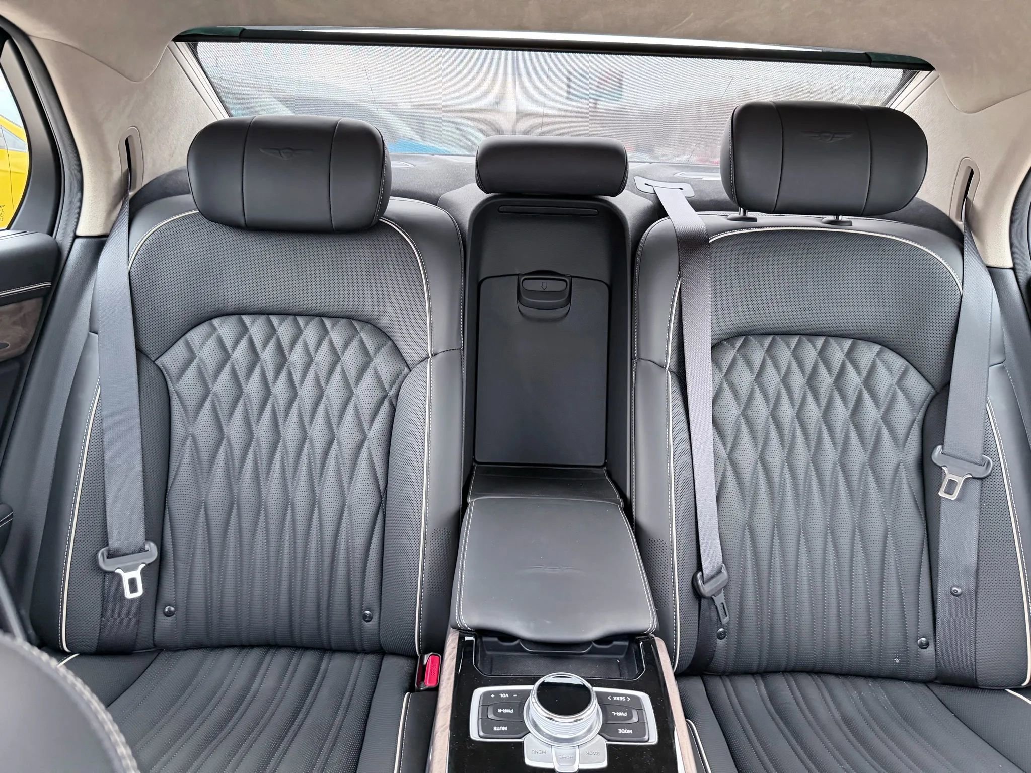 Used 2021 Genesis G90 5.0 Ultimate image 29