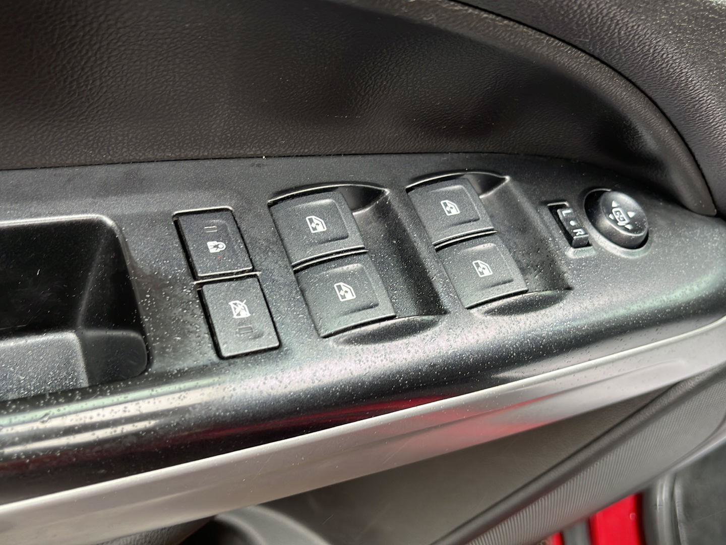 Certified 2018 Chevrolet Colorado LT AWD/4WD image 16