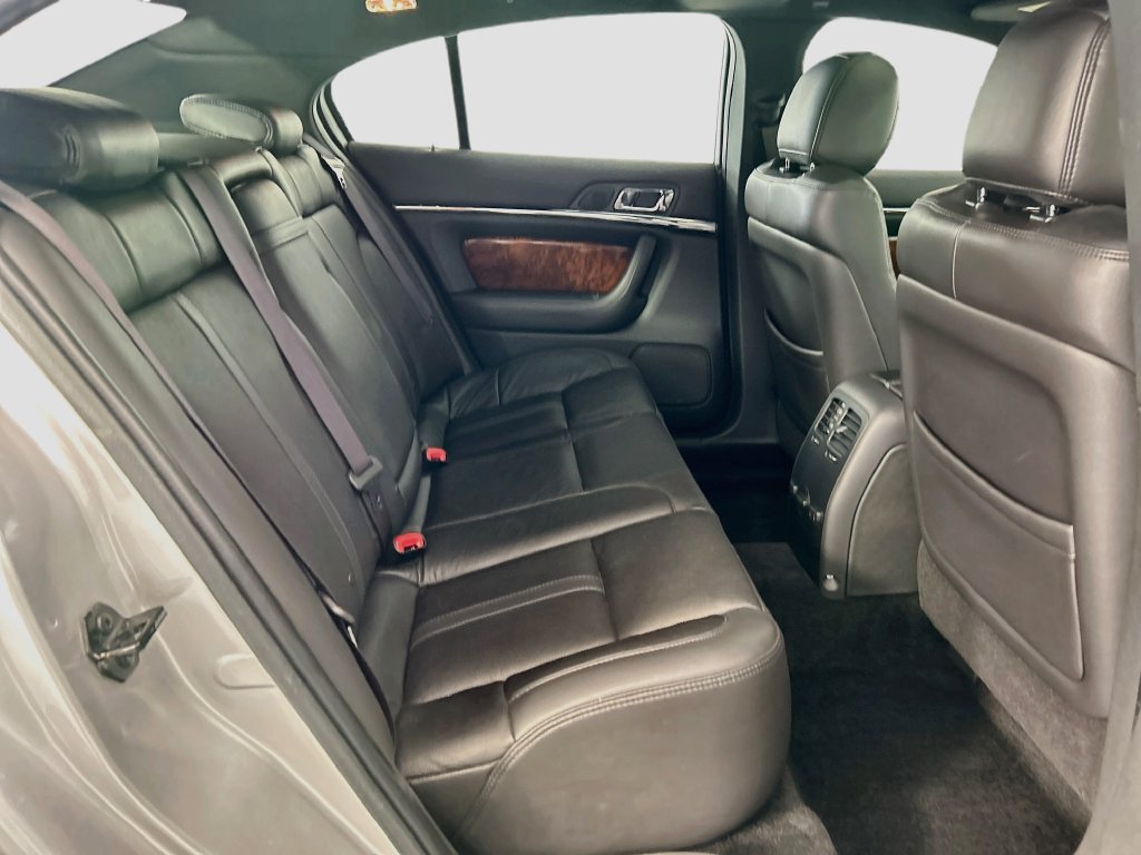Used 2015 Lincoln MKS AWD w/ Equipment Group 201A image 21