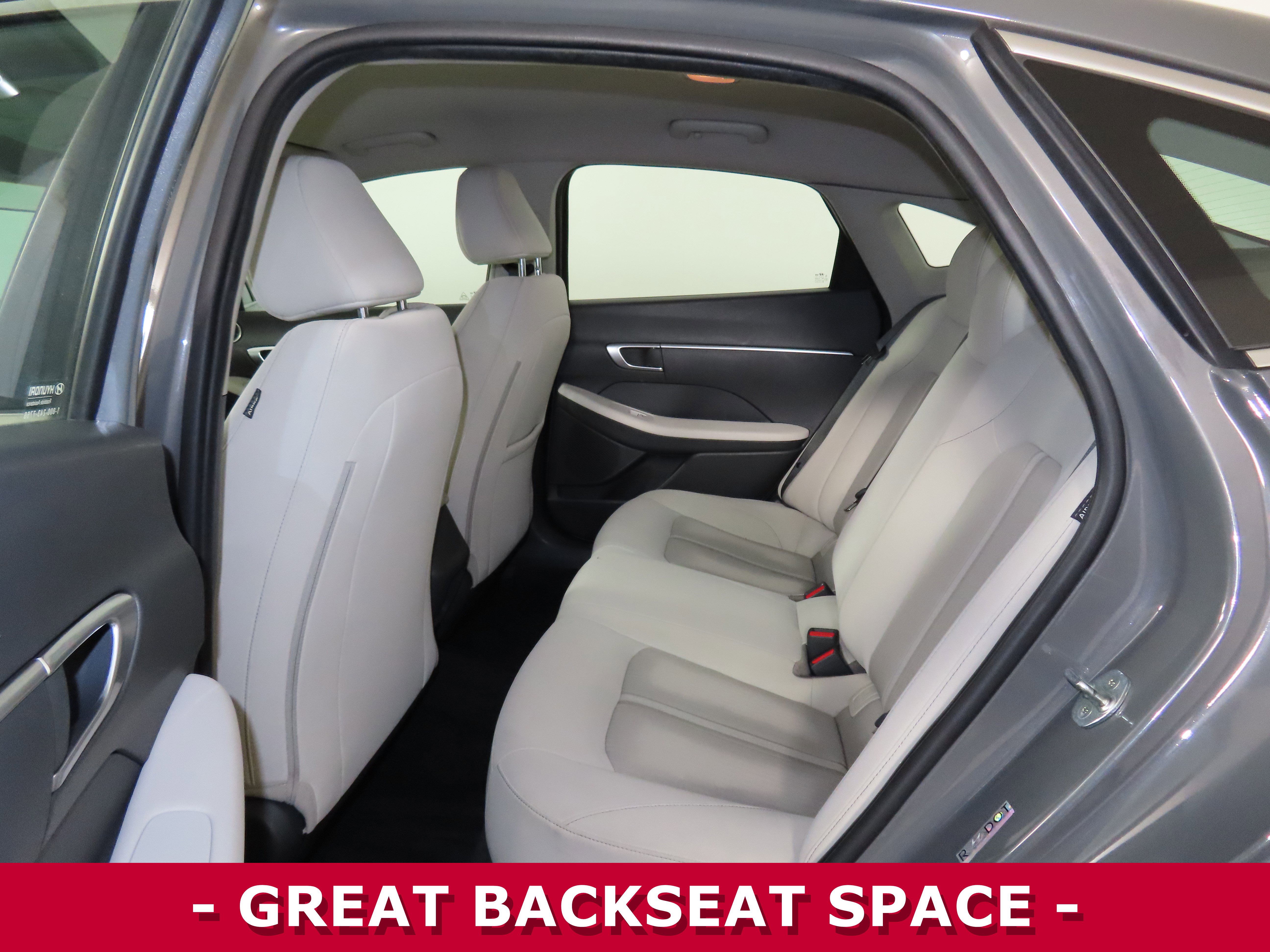 Used 2022 Hyundai Sonata SE image 9