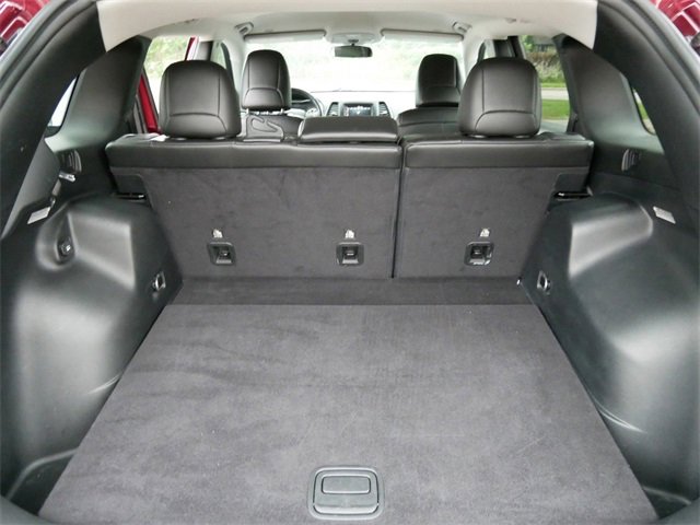 Used 2019 Jeep Cherokee Latitude Plus w/ Cold Weather Group image 10