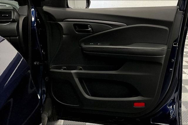 Used 2023 Honda Passport EX-L image 22