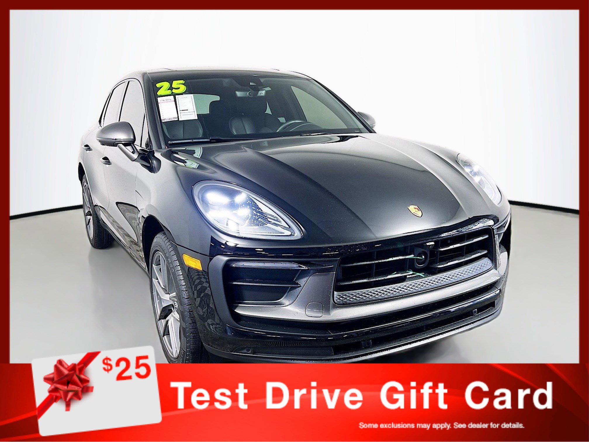 Used 2025 Porsche Macan Turbo image 1