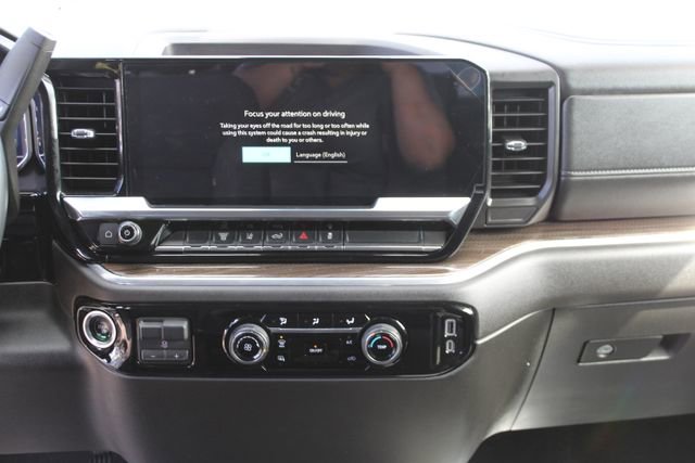 Used 2024 Chevrolet Silverado 3500 LT image 22