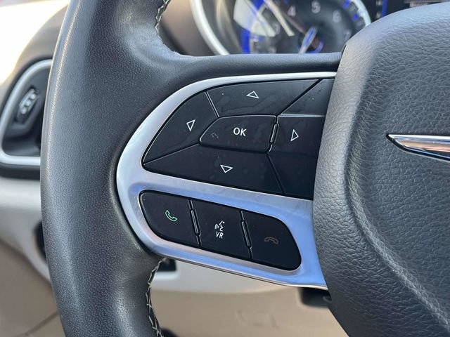 Used 2023 Chrysler Voyager LX FWD image 26