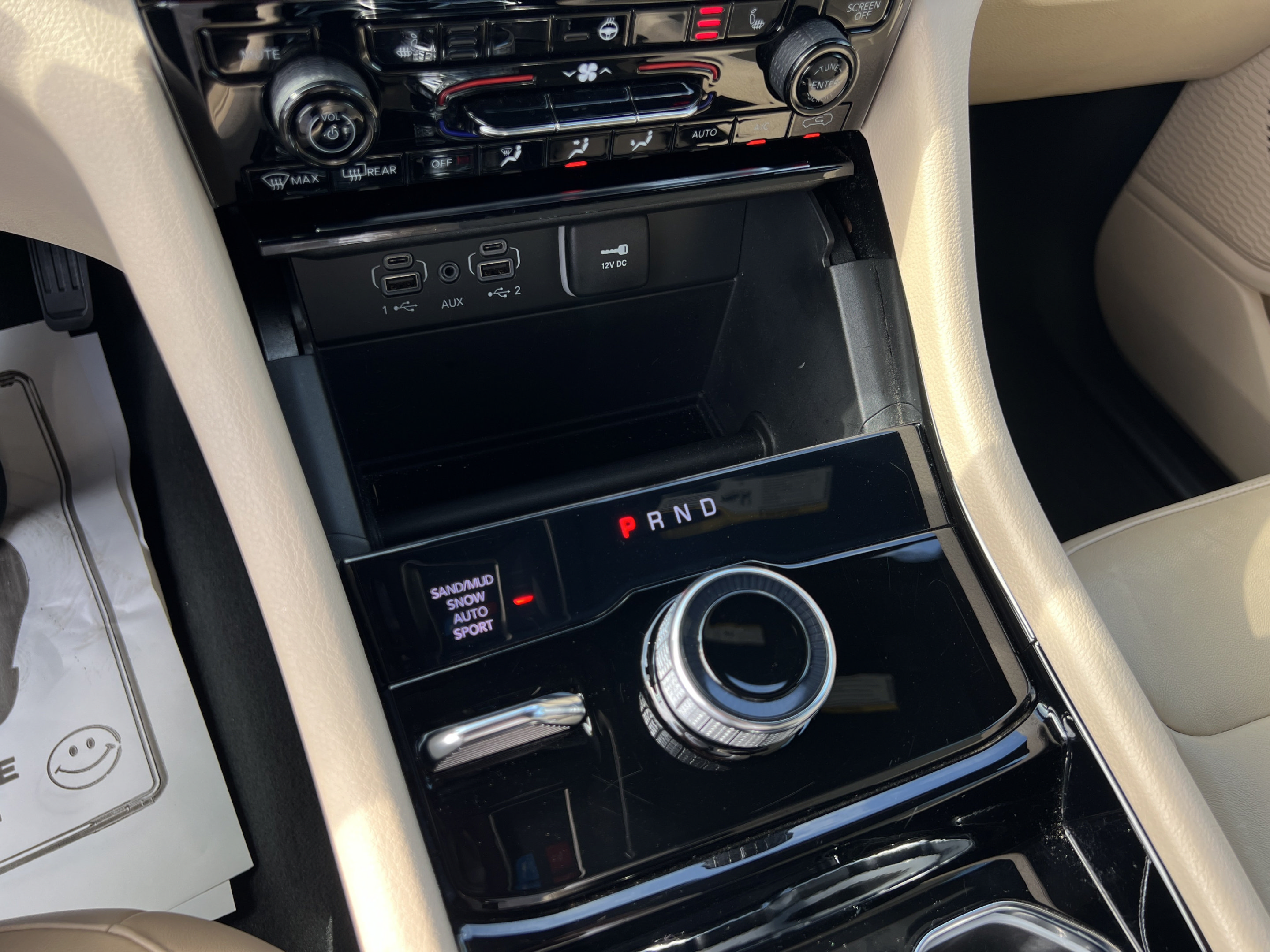 Used 2023 Jeep Grand Cherokee L Limited AWD/4WD image 18