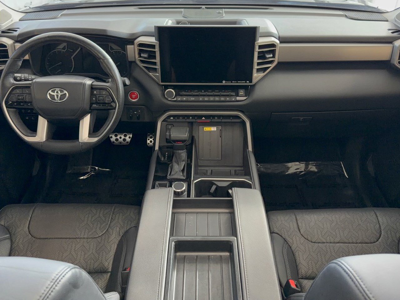 Used 2023 Toyota Tundra Limited w/ TRD Off-Road Package AWD/4WD image 17