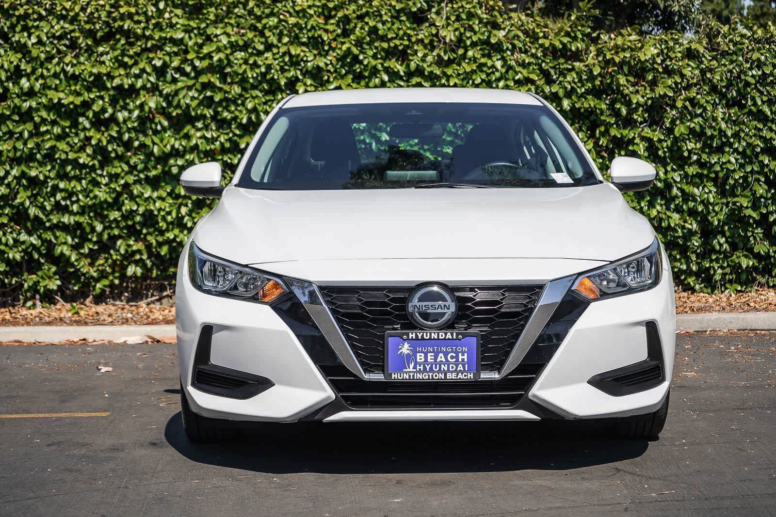 Used 2021 Nissan Sentra SV FWD image 2