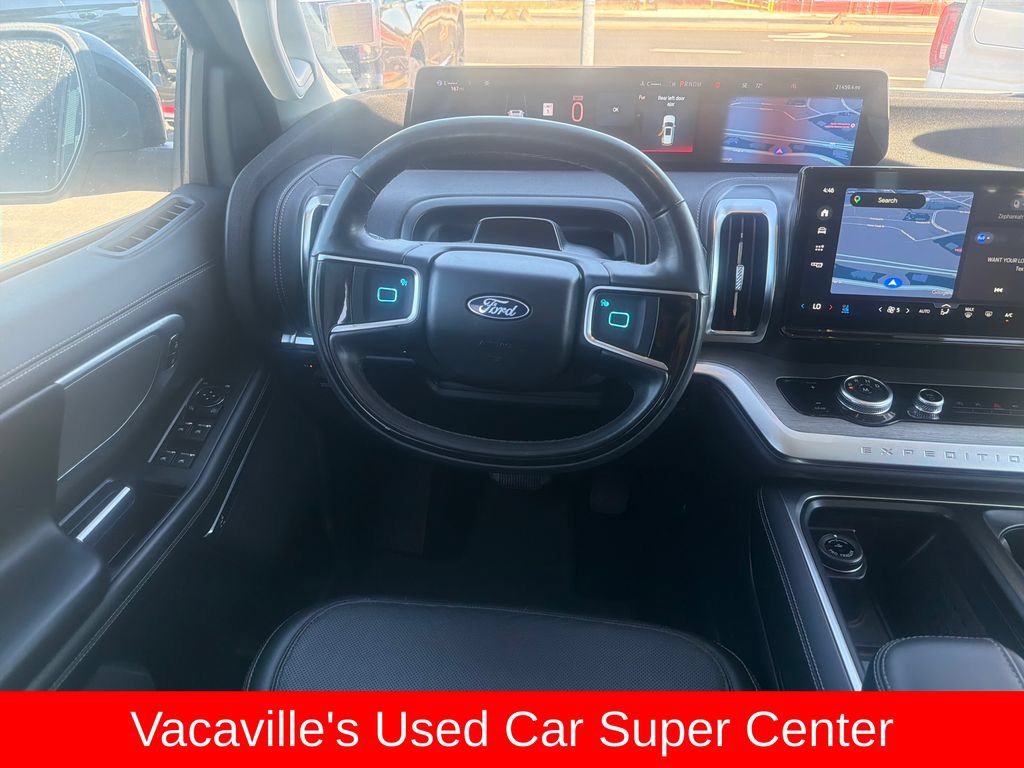 Used 2025 Ford Expedition Platinum AWD/4WD image 13