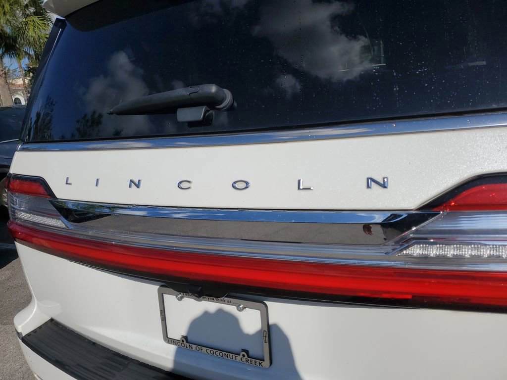 Used 2020 Lincoln Navigator L Reserve image 5