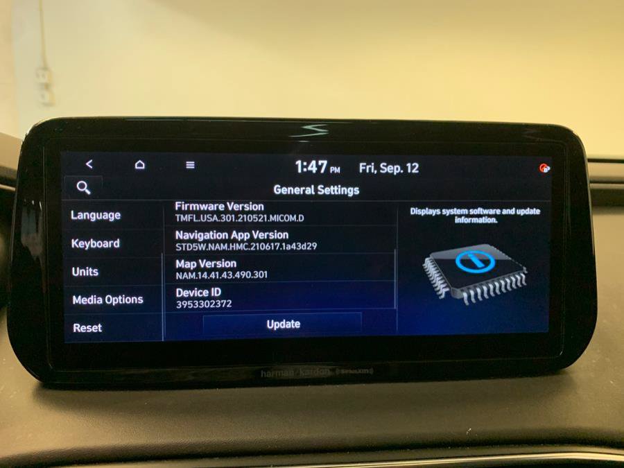 Used 2022 Hyundai Santa Fe Calligraphy AWD/4WD image 36