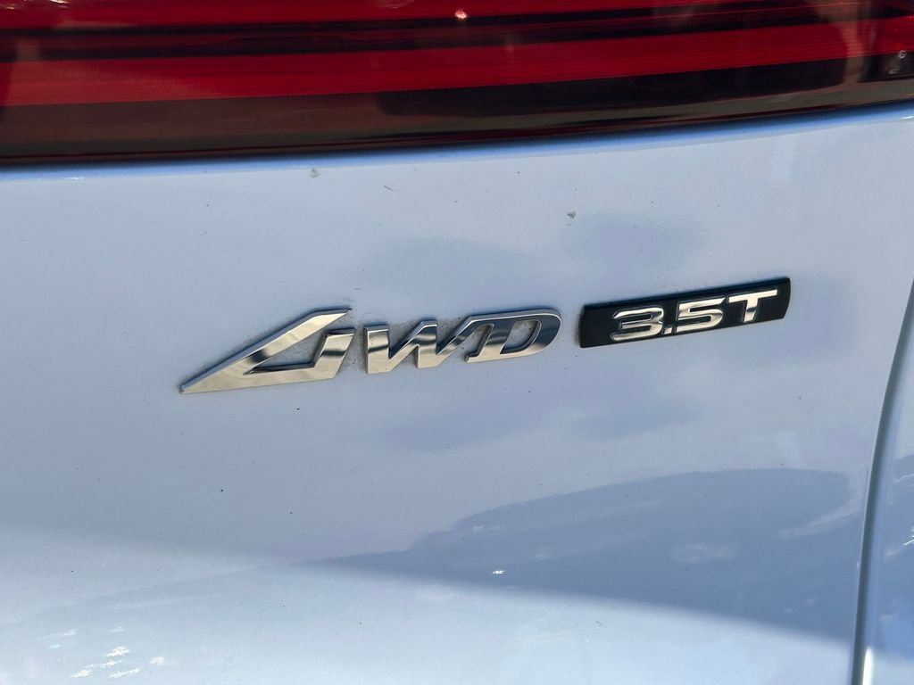 Used 2022 Genesis GV70 3.5T Sport w/ Sport Prestige Package image 14