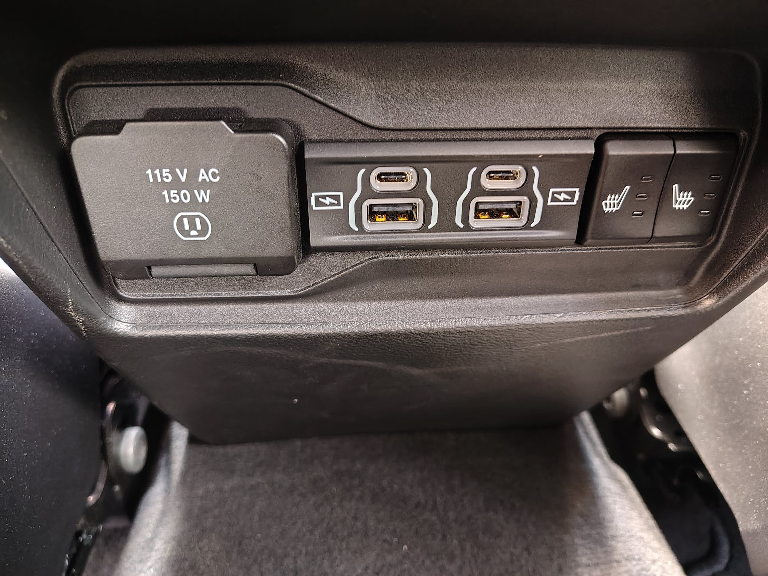Certified 2024 Jeep Grand Cherokee Limited AWD/4WD image 23