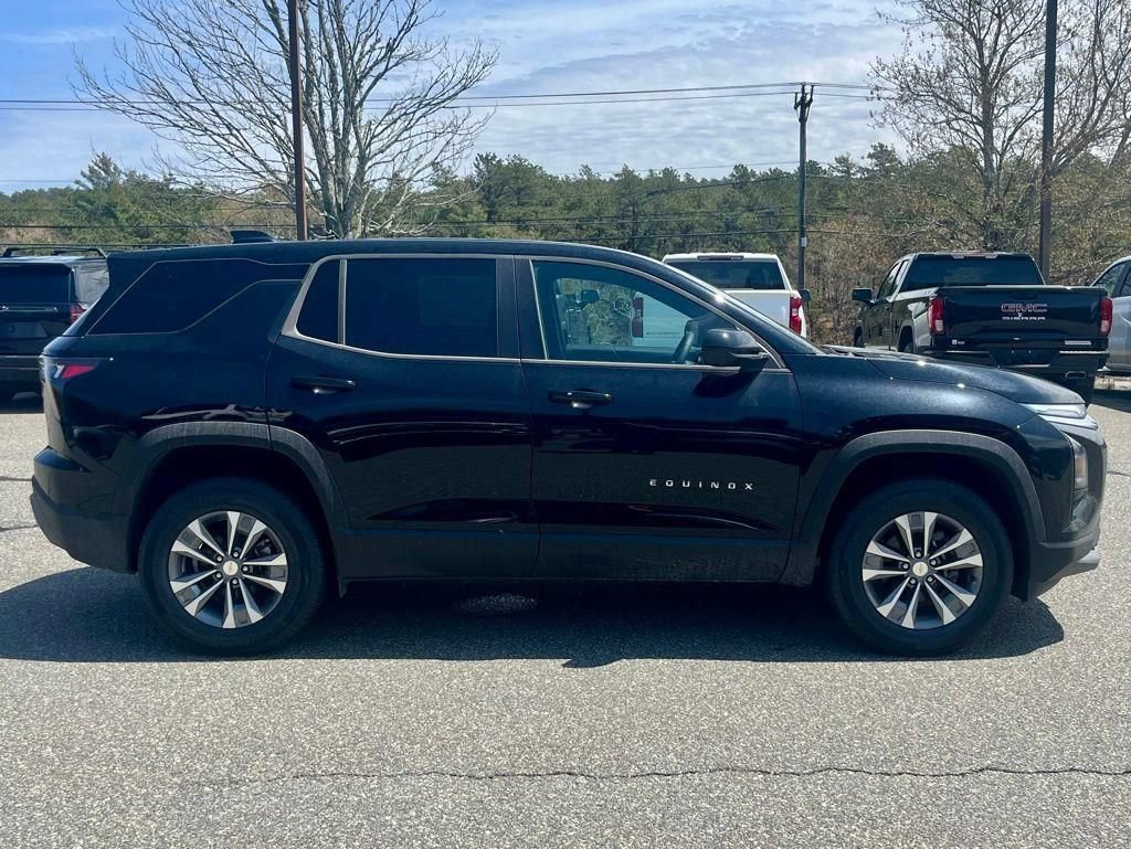 New 2026 Chevrolet Equinox LT w/ Safety and Technology Package AWD/4WD image 8