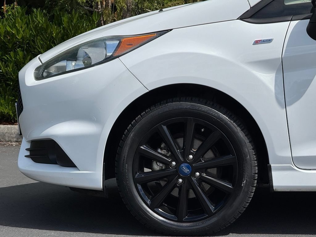 Used 2019 Ford Fiesta ST-Line w/ ST Line Cold Weather Package FWD image 4