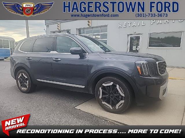 Used 2024 Kia Telluride S