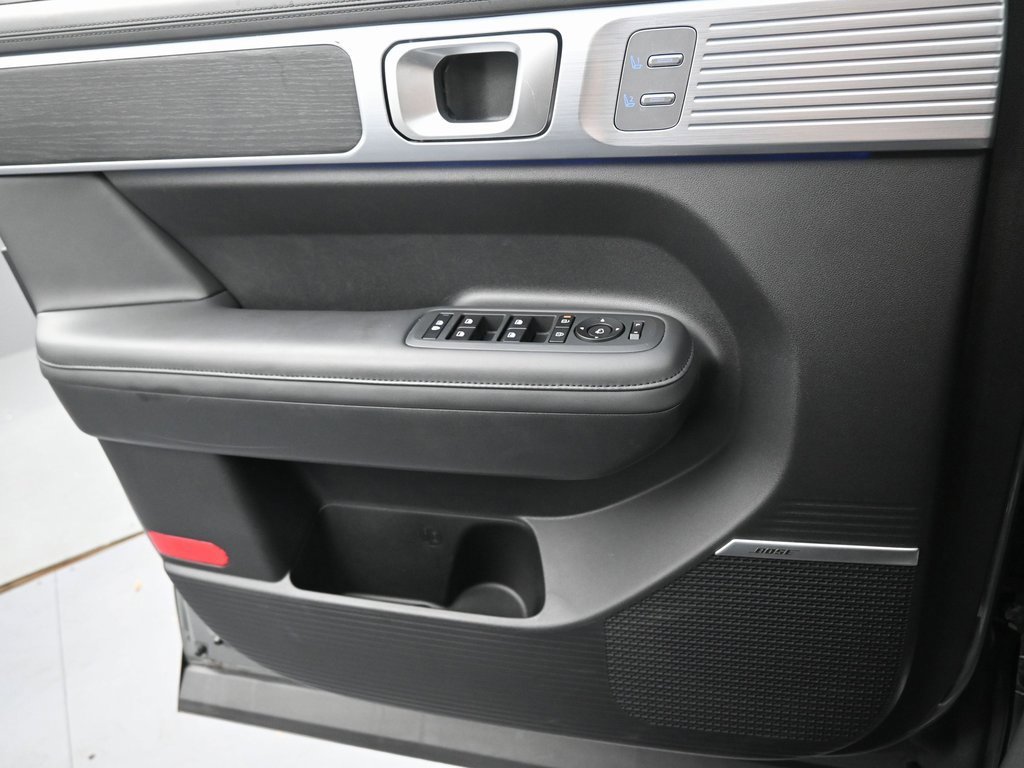 Used 2024 Hyundai Santa Fe Limited image 28