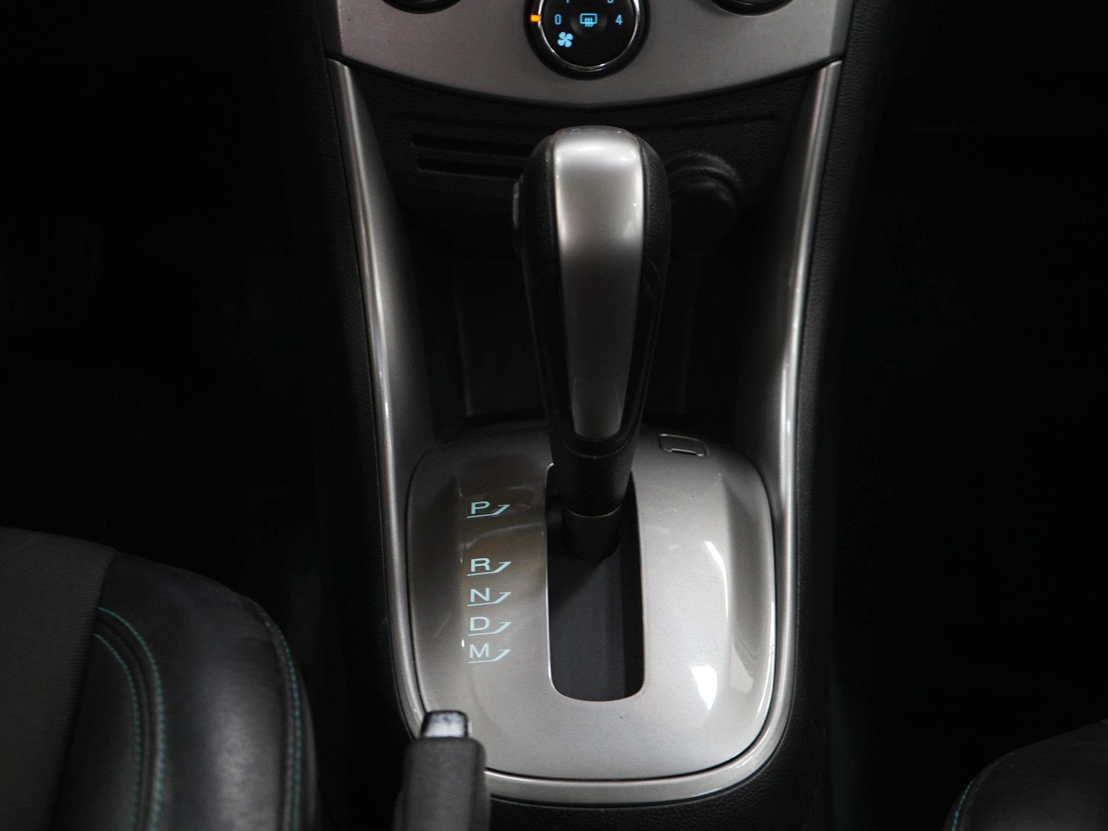 Used 2015 Chevrolet Trax LT w/ LT Sun and Sound Package FWD image 19