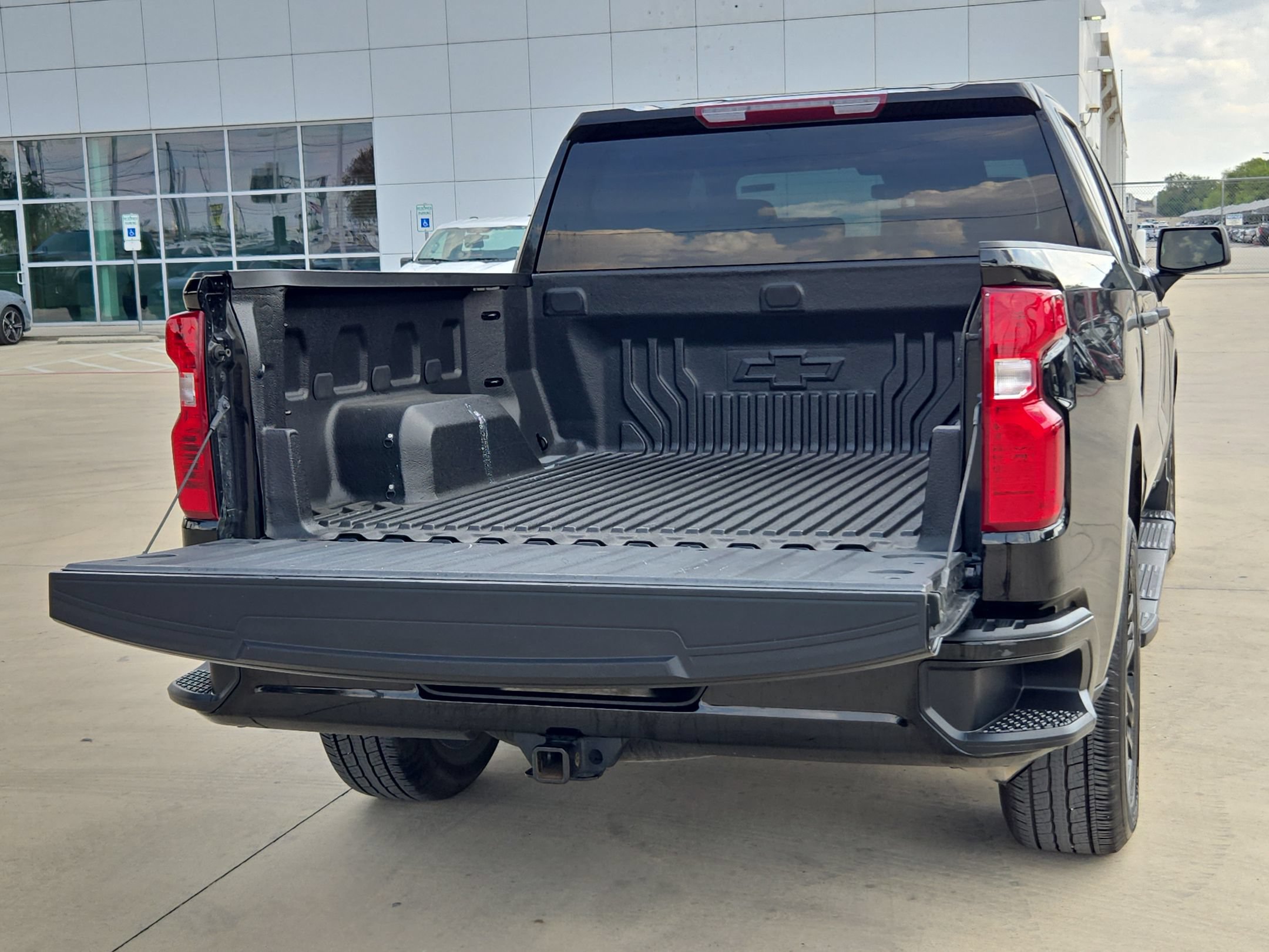 Used 2024 Chevrolet Silverado 1500 Custom RWD image 21